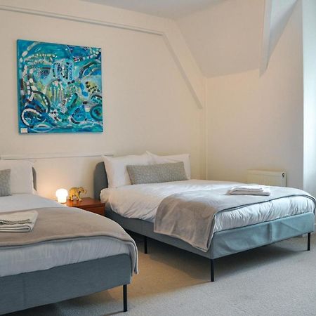 Spacious 3Br Victorian Cheltenham Loft Flat In Cotswolds - Free Parking公寓 外观 照片