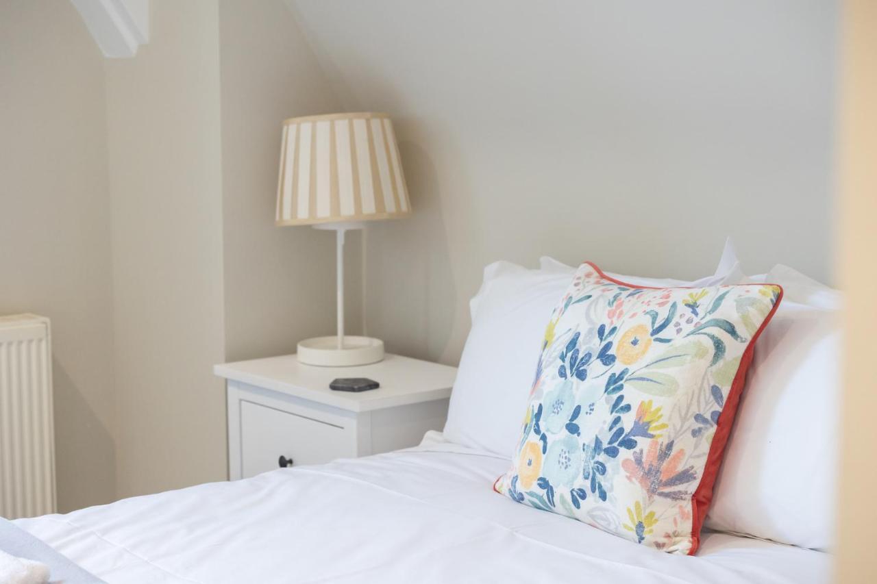 Spacious 3Br Victorian Cheltenham Loft Flat In Cotswolds - Free Parking公寓 外观 照片