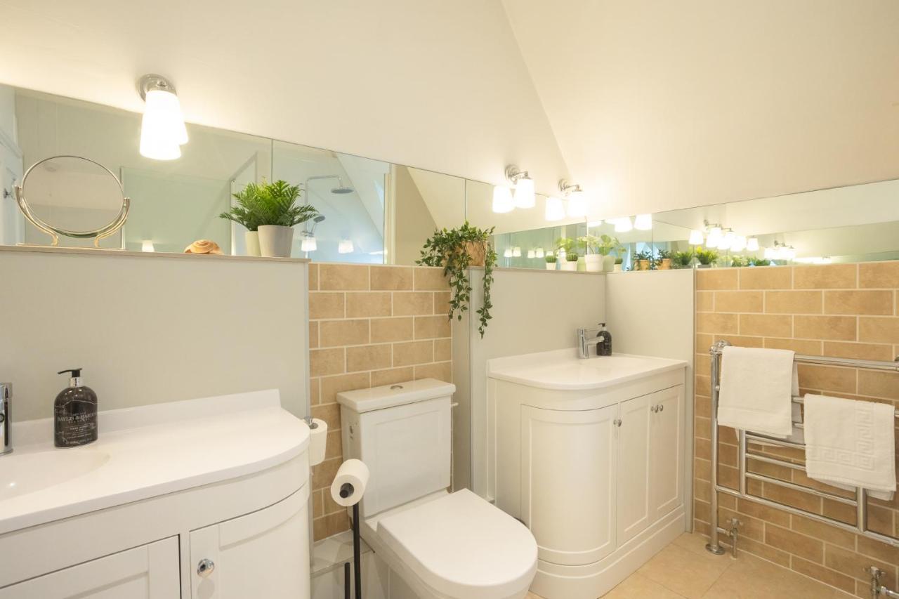 Spacious 3Br Victorian Cheltenham Loft Flat In Cotswolds - Free Parking公寓 外观 照片